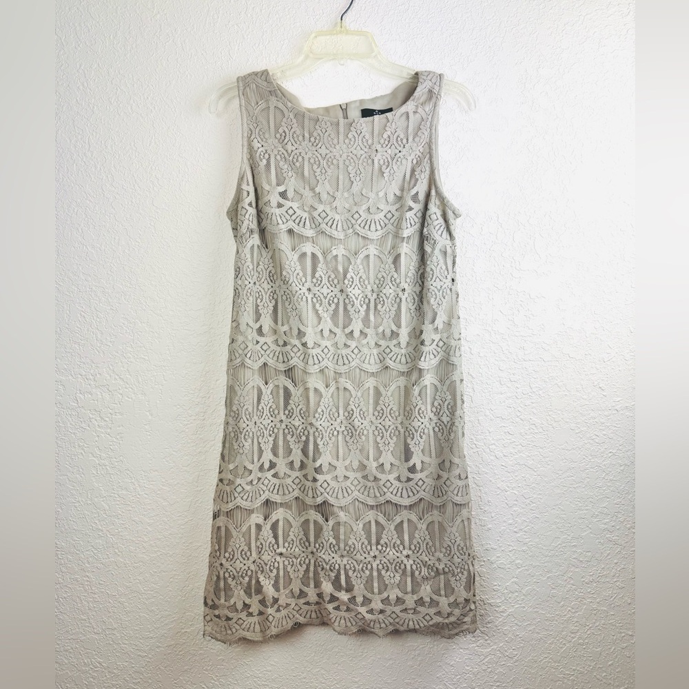 Ronni Nicole Lace Dress Women’s Size 10